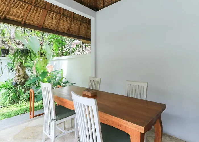 Guest house Bali Santi Villas 4*